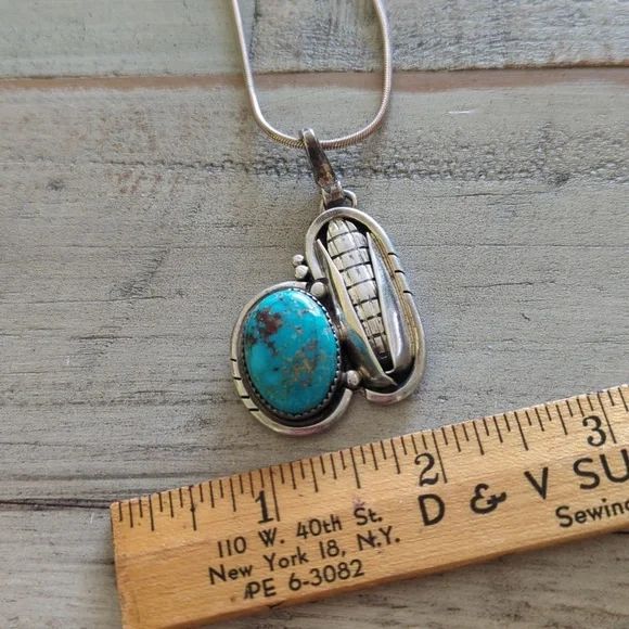 Vintage Native American Navajo Turquoise Pendant Wilson Padilla - Picture 10 of 10